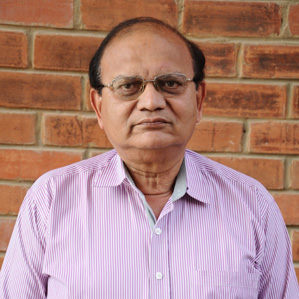 Prof. Milind Fadnavis